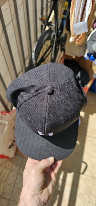 H Czapka z daszkiem męska rozmiar 58 stan bardzo dobry