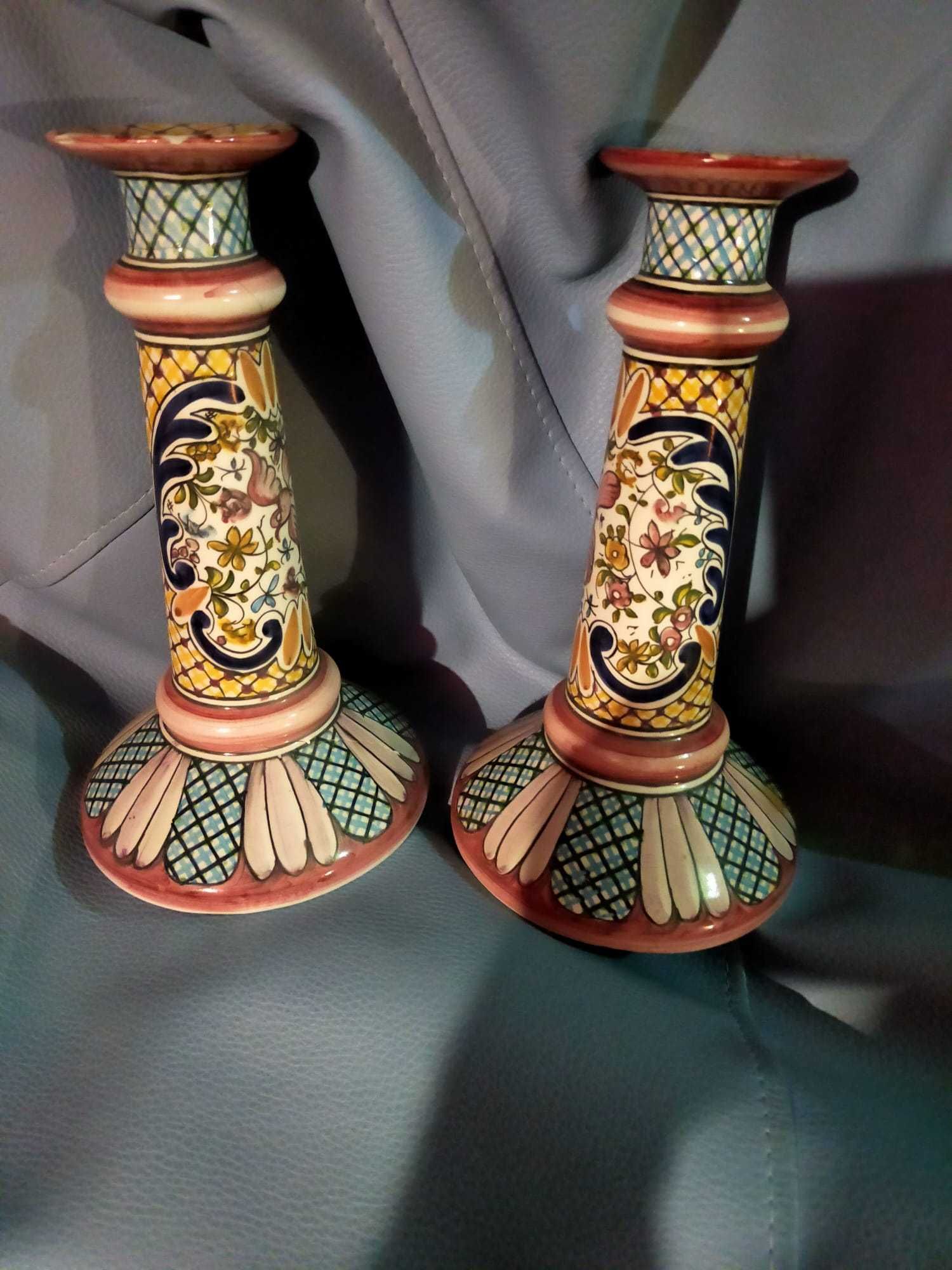 Conjunto Louça de Coimbra pintada a mão seculo XVII