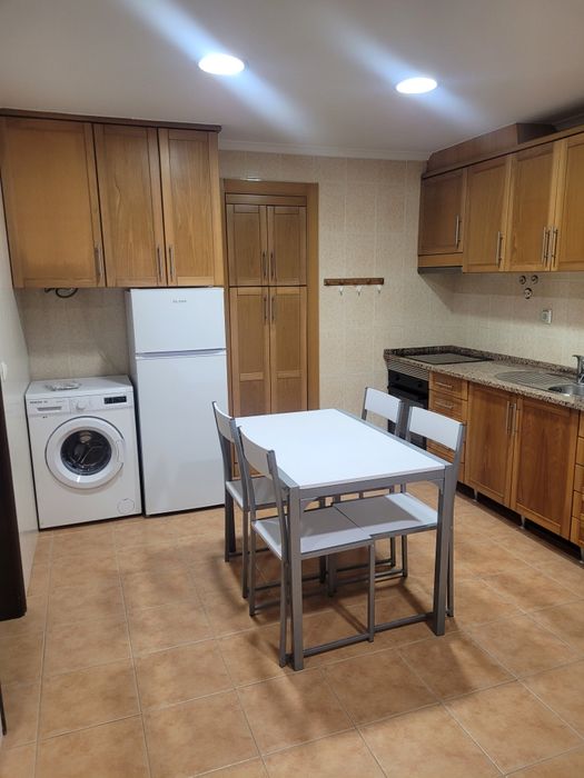 Arrenda se  T1 S.joao das lampas