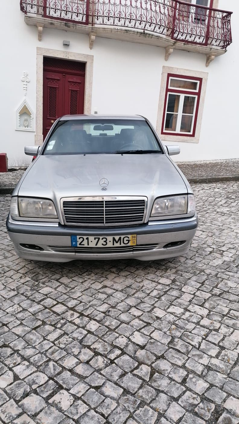 Mercedes C180 gasolina