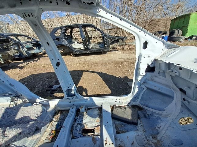 Четверть передняя левая FORD ESCAPE MK3 13-19 CV6Z7810525A