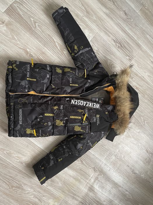 Продам пуховик на хлопчика