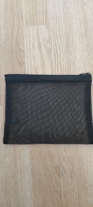 Saszetka kosmetyczka.