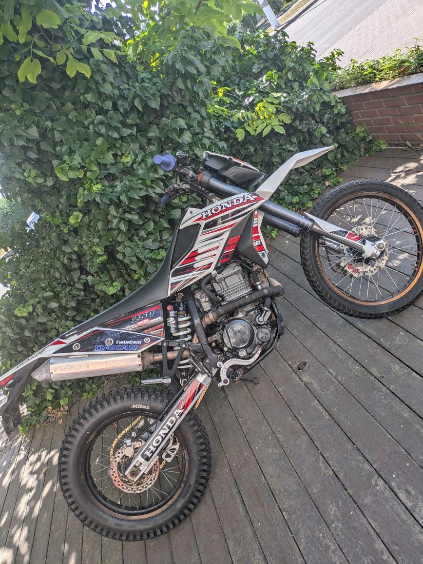 Мотоцикл geon dakar twincam 250