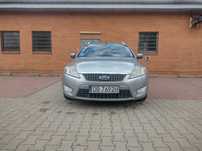 Ładny ford mondeo