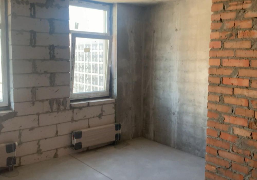 Продаж 3-к квартири 96м2 ЖК Варшавський 2