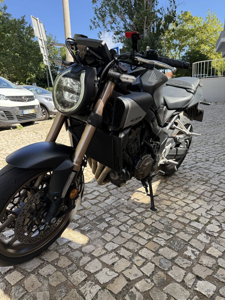 CB650R 2024 , Neo Sports Café.