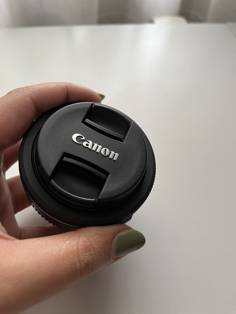 Lente Canon EFS 24mm