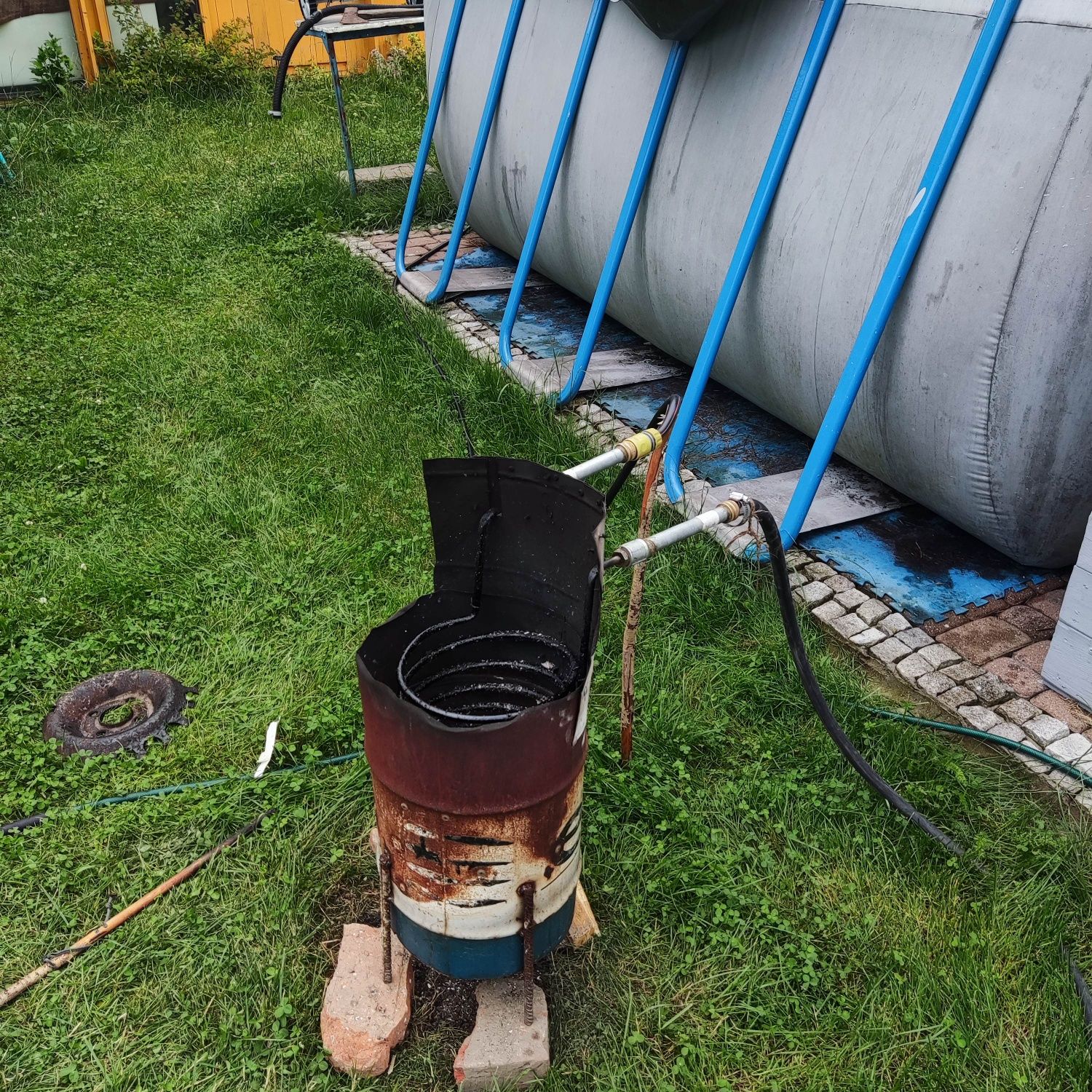 Piec do basenu na drzewo z wężownicą
