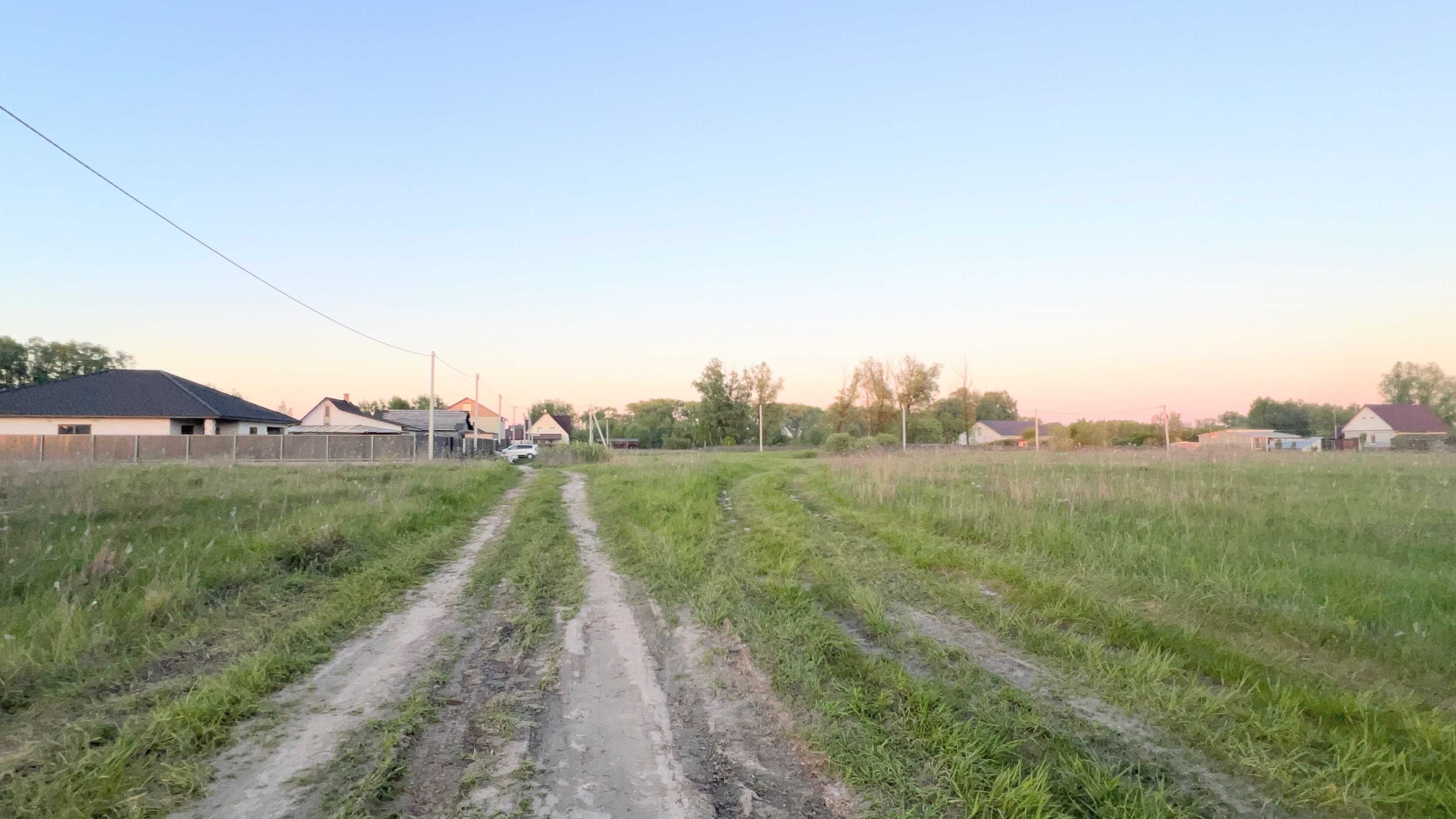 12 соток під забудову с.Требухів