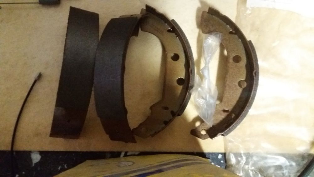 Miscelânea de artigos automóvel