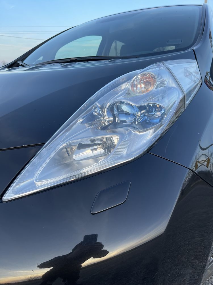 Nissan leaf  2015 bose