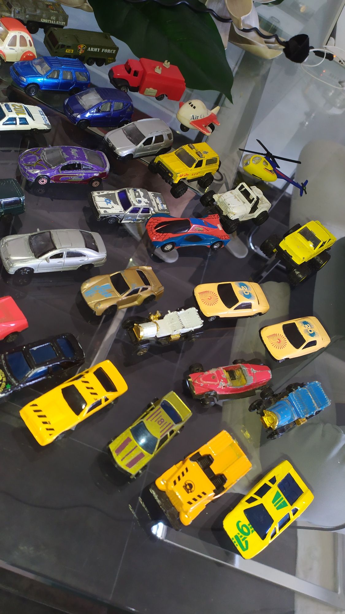 Carros miniaturas várias marcas antigos