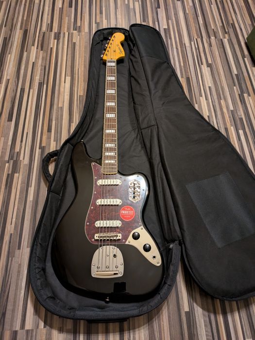 Gitara Squier Bass VI