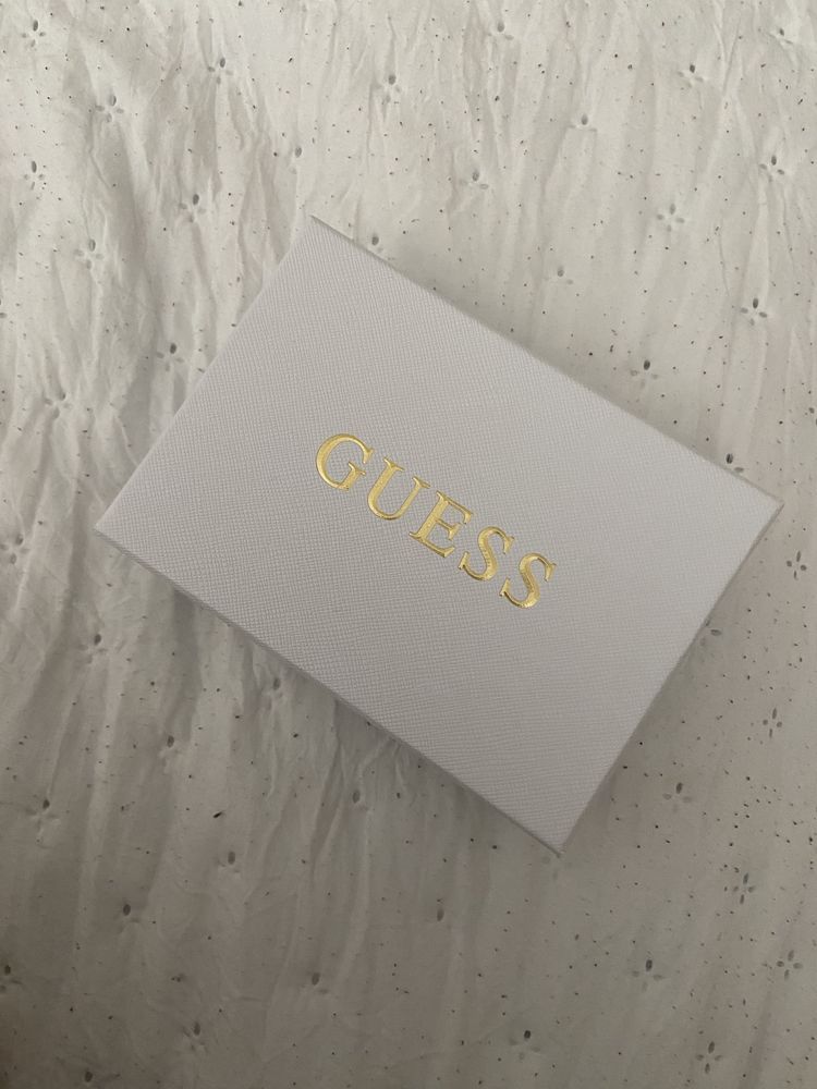 Pudełko Guess nowe