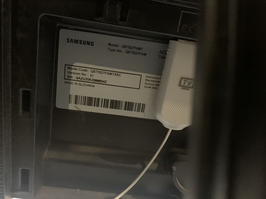 Samsung QLED 75 polegadas  (Série Q7F).