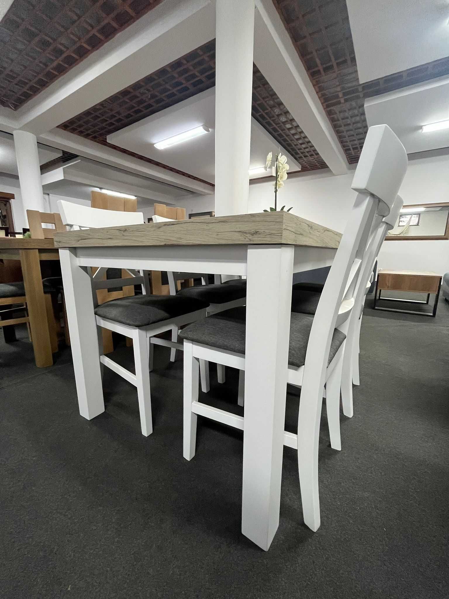 Zestaw stołowy- Rozkładany stół "nr.654" + 6 krzeseł "biały X"