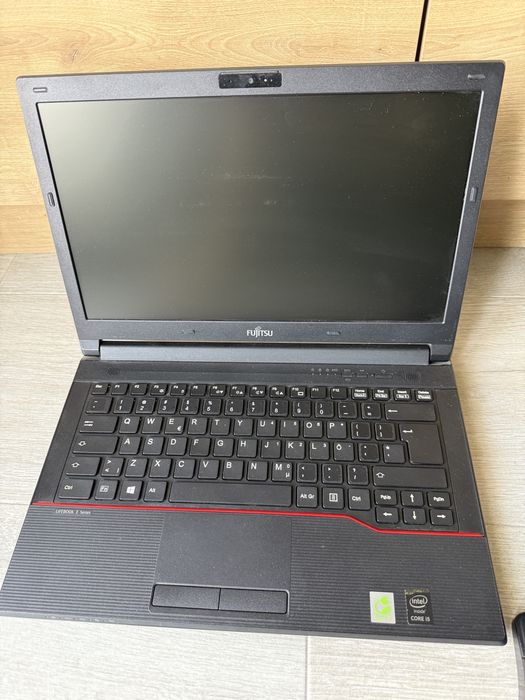 Fujitsu , I5-4210M, 16RAM, 128 SSD