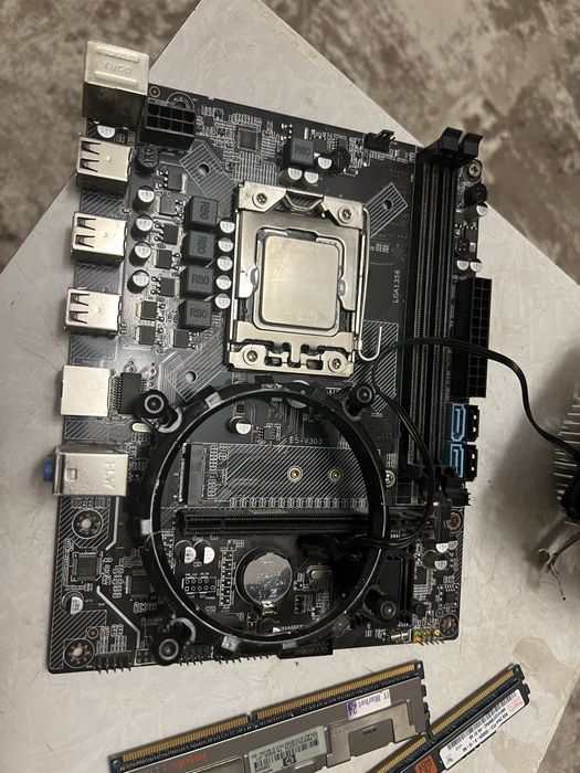 материнка проц ииоперативка x79 16 gb xeon10 e5 2470