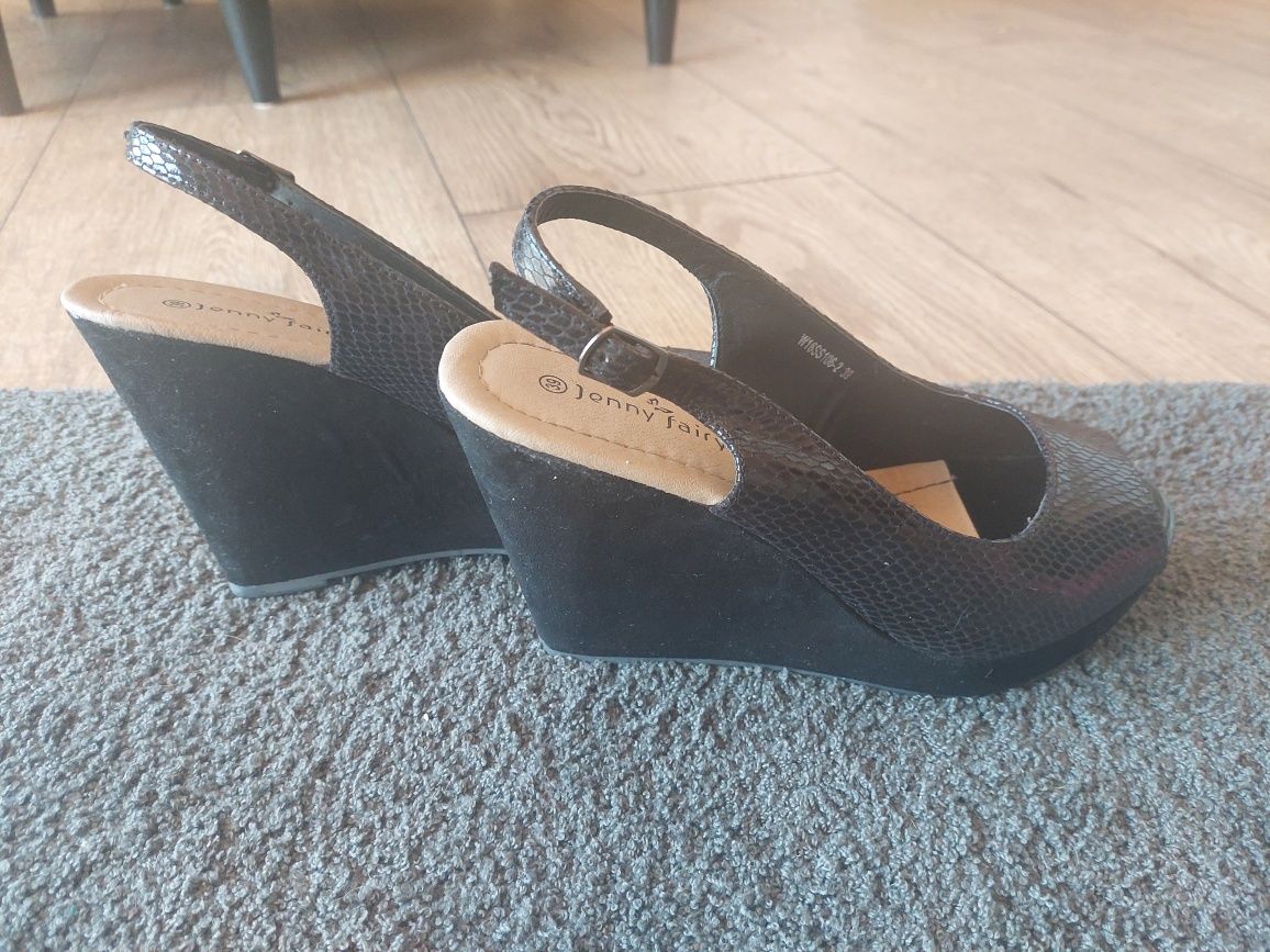 Buty damskie sandały koturny 39