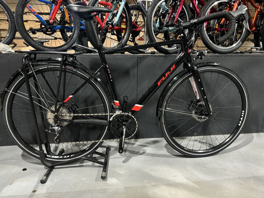 Rower Gravel 28 Fuji Jari 2.1 LTD rama 55,5 cm Raty 0 %