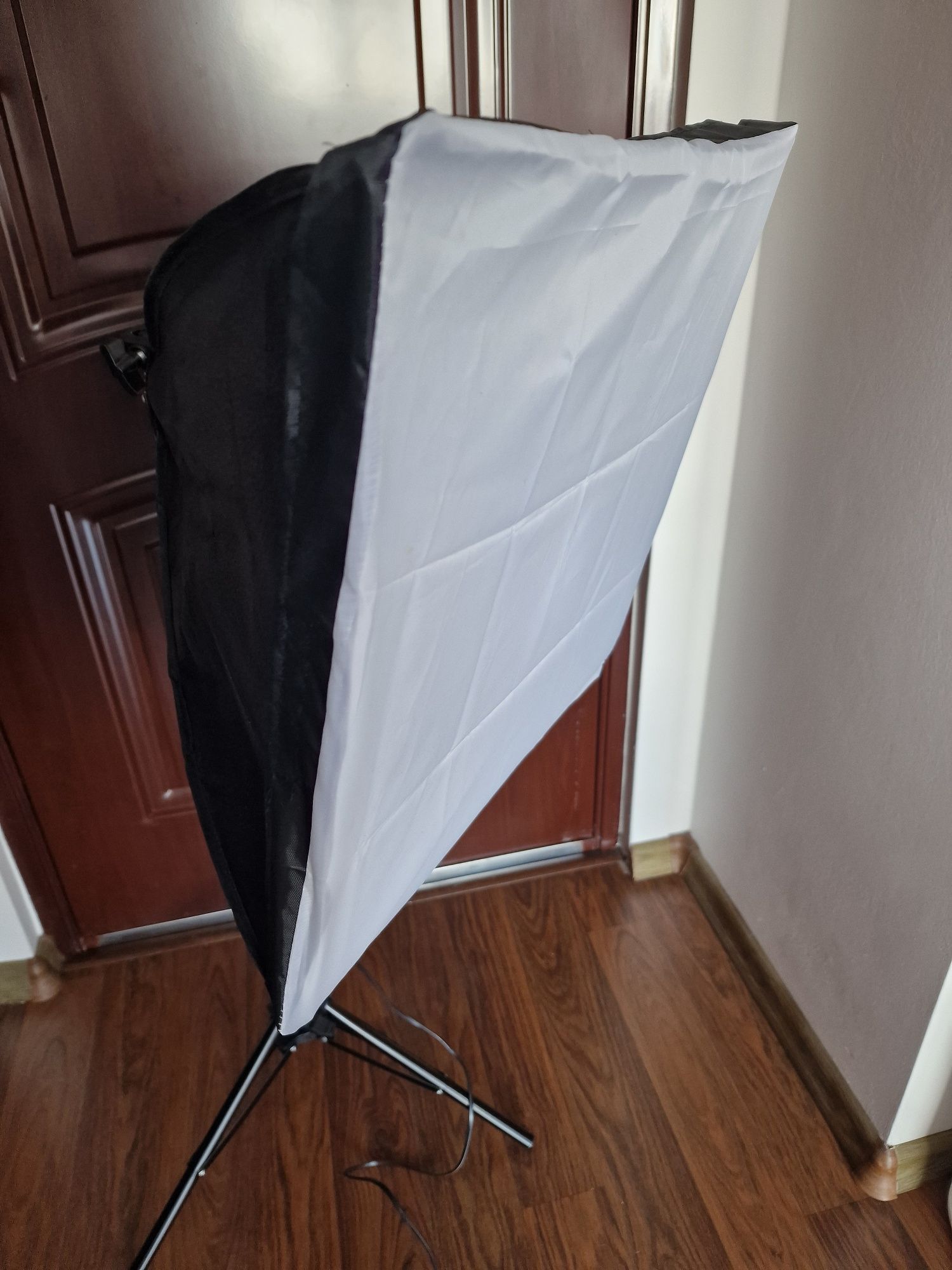 Lampa do zdjęć ze statywem softbox