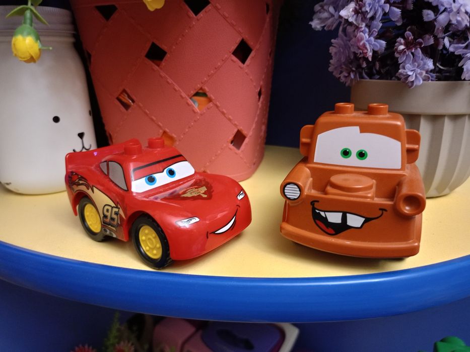 Lego блискавка маквіна та сирник