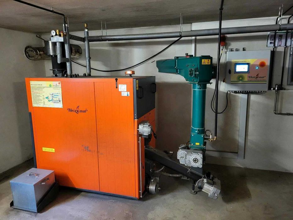 Piec na Trociny Wióra Odpady Poprodukcyjne Drewnopodobne MDF HDF 50kw