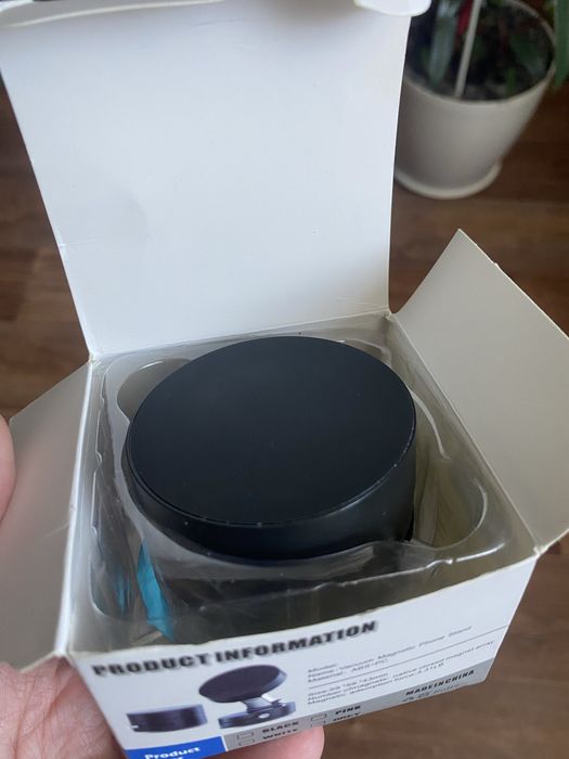 Вакуумный держатель для телефона