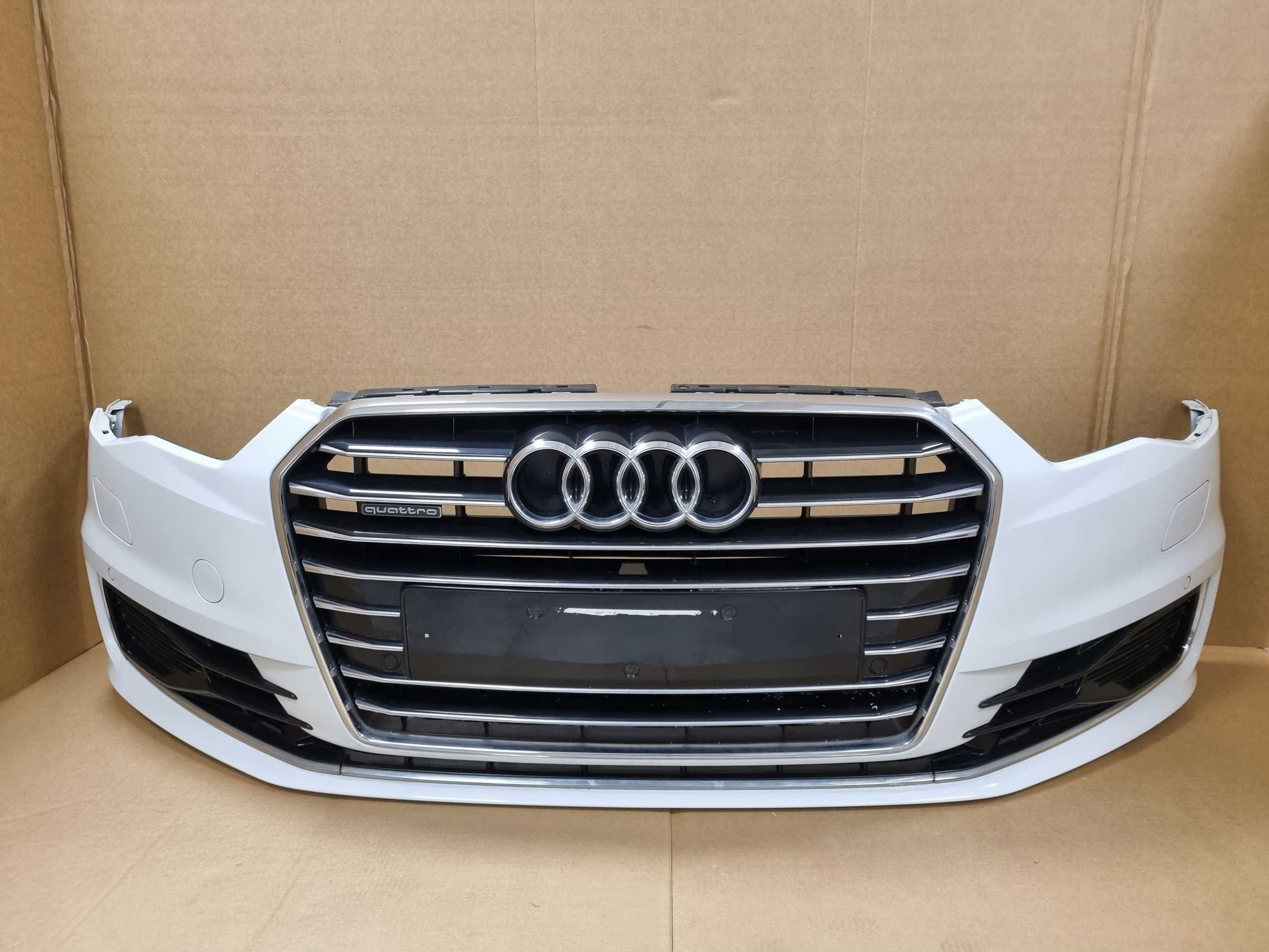 Audi A6 C7 Передний бампер / Передній бампер