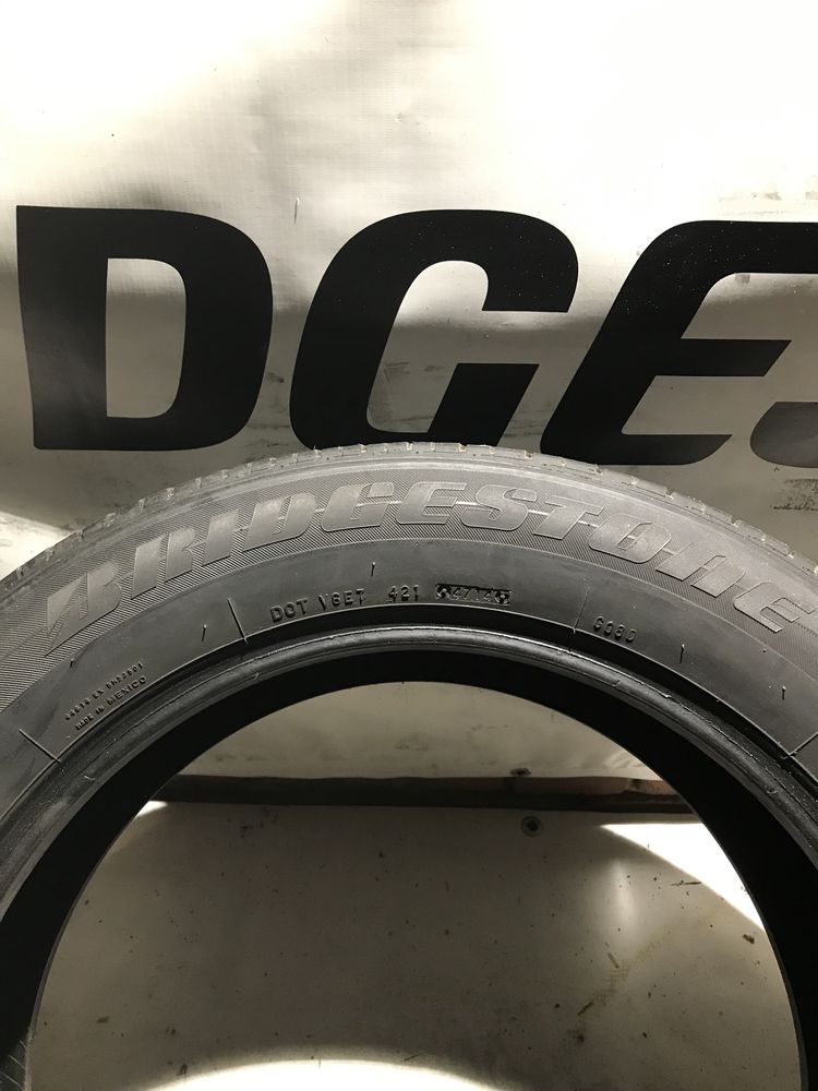 Całoroczne opony 235/55/19 Bridgestone Dueler H/L 422