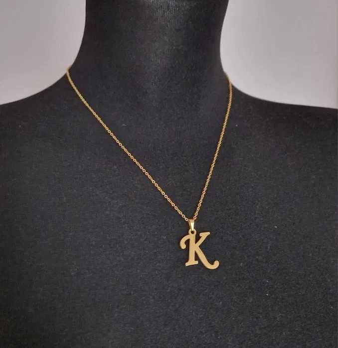 Naszyjnik z wisiorkiem litera 'K' pozłacany łańcuszek celebrytka