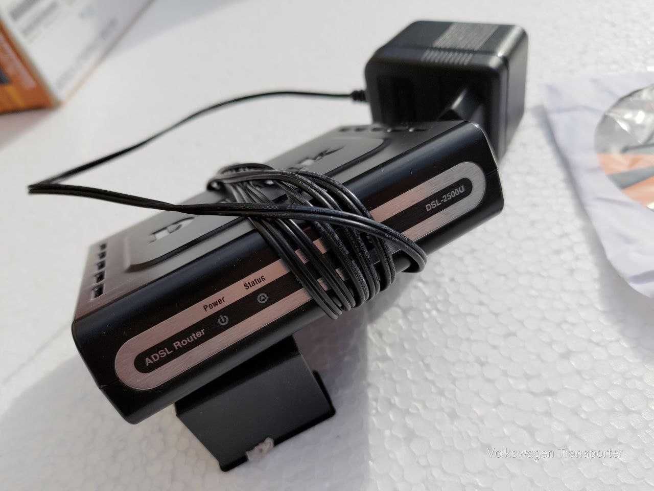 Роутер D-Link DSL-2500U