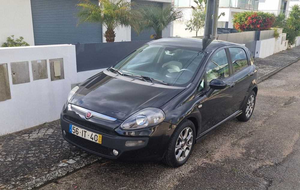 Fiat Punto Evo 1.4 Multiair 16v 105cv Racing (Caixa 6 velocidades)