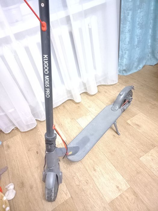 Продам электросамокат