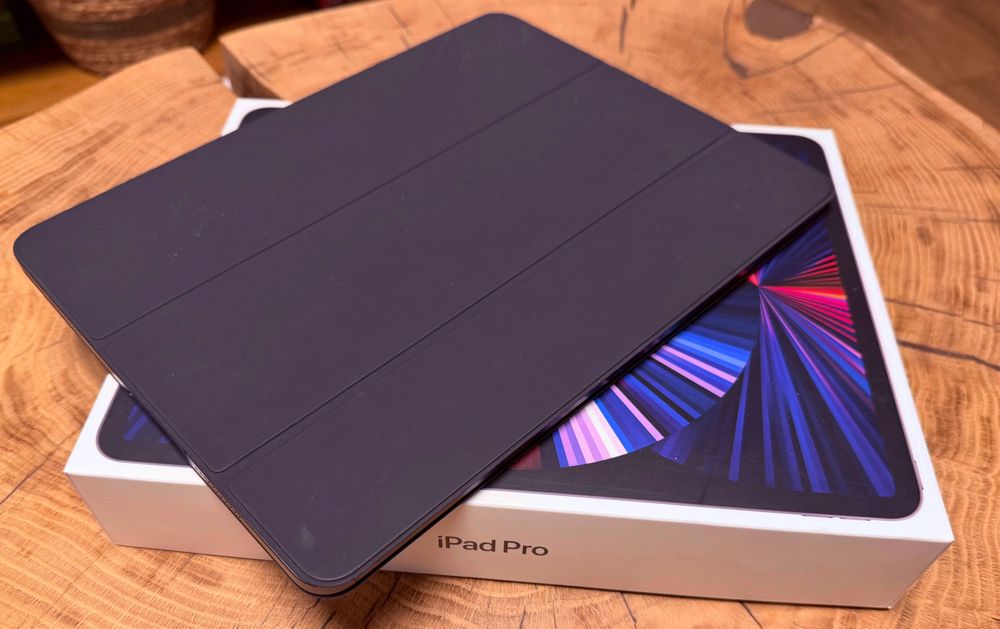 APPLE iPAD PRO 12.9" (5. GEN.) 5G + Apple Pencil 2 + Etui Smart Folio