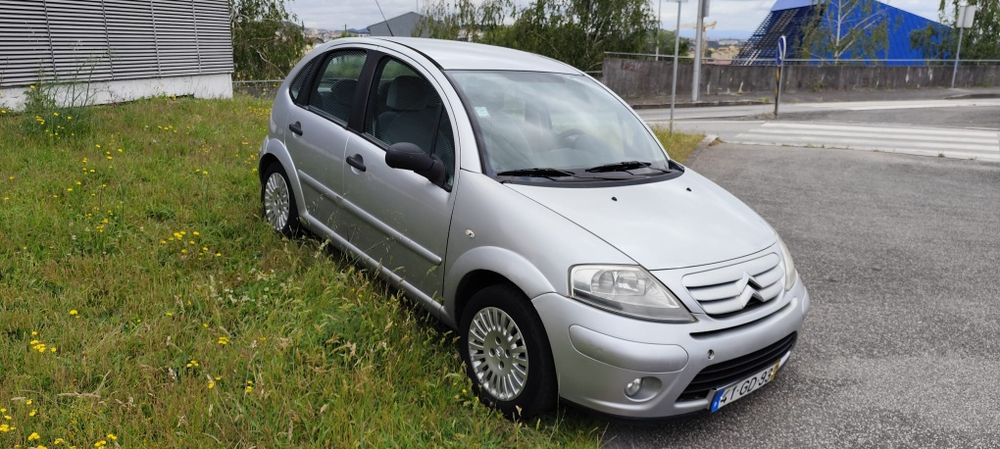 Citroen C3 1.100 5 portas nacional de 10/2008 com 216 mkl