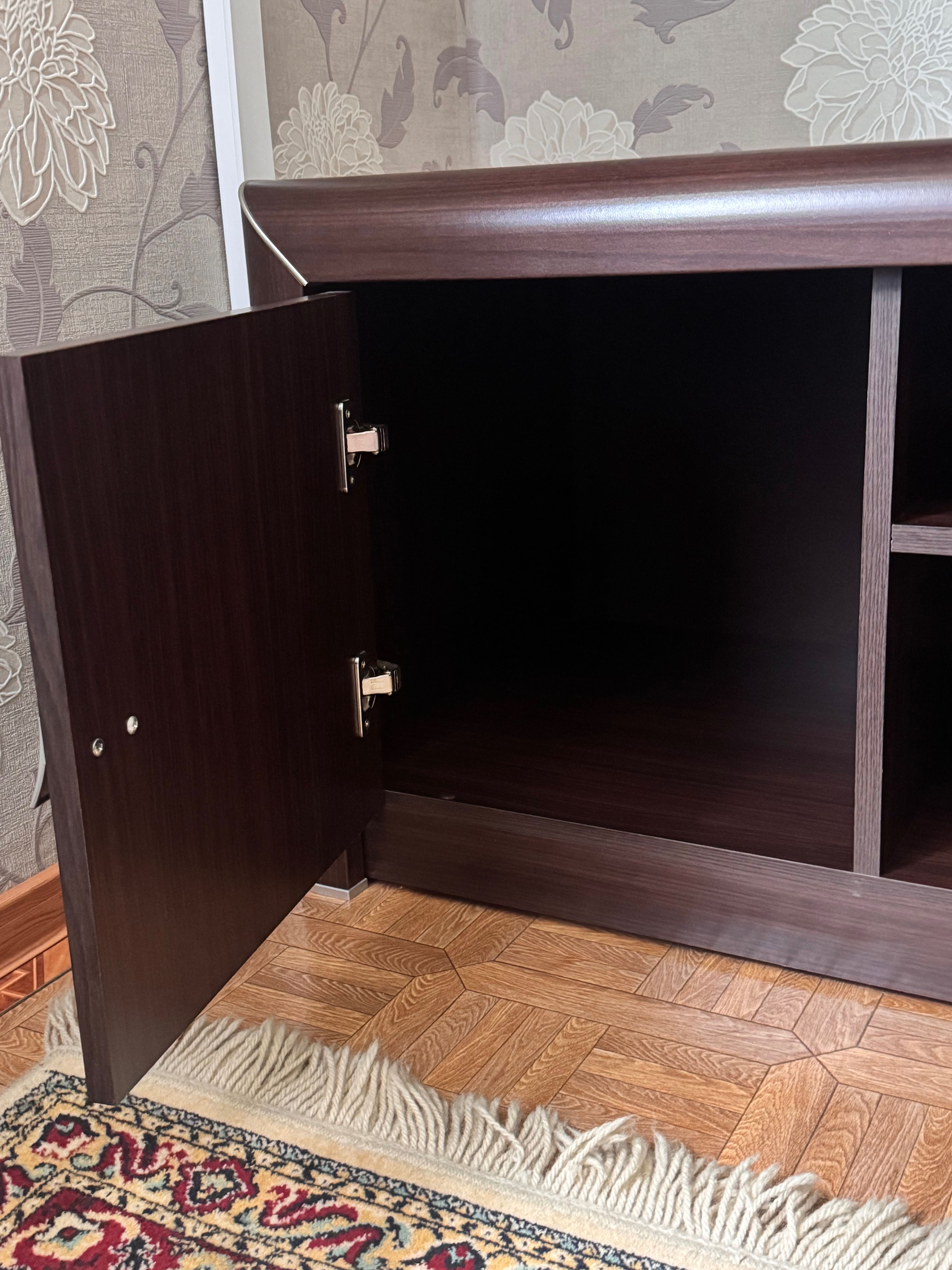 Używana komoda w bardzo dobrym stanie
