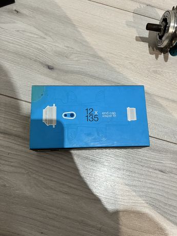 adapter 12x135 crankbrothers