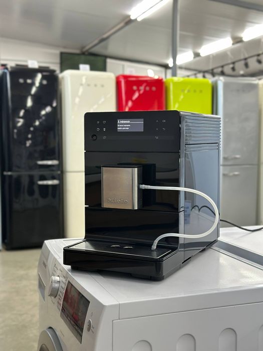 Кавомашина Miele CM 5500