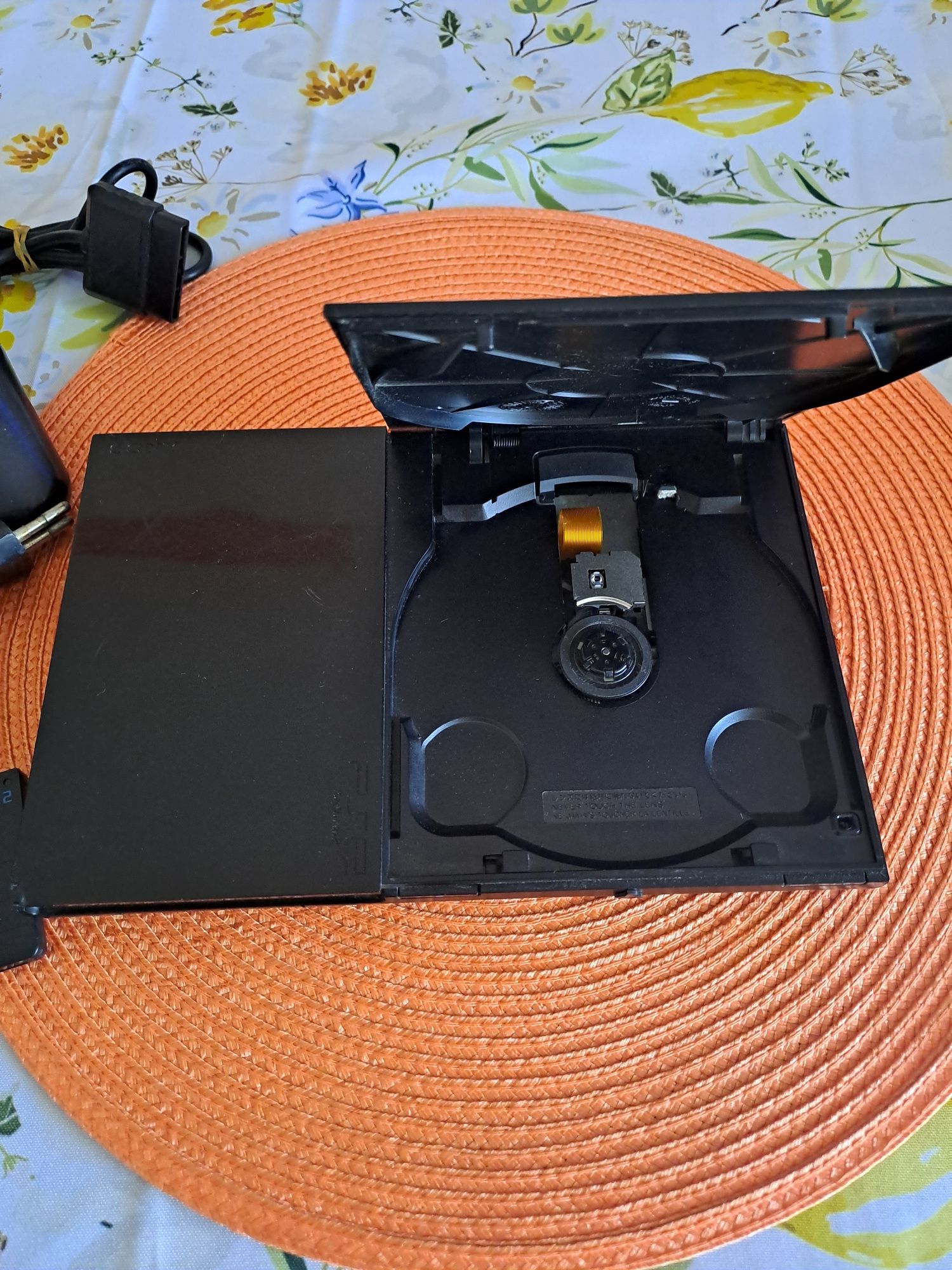 Ps2 slim versao 90004 em bom estado