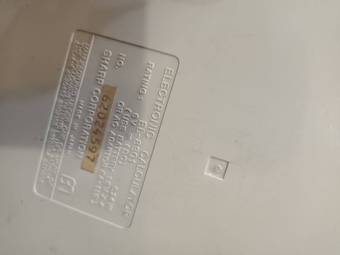 Kalkulator Sharp El-8301