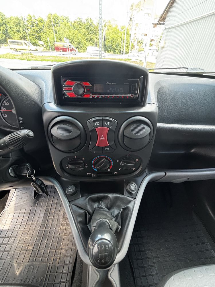 Продам Fiat Doblo Maxi База 1.9 диз. Ориг. Пассажир