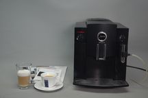 Jura Impressa C9 One Touch automatyczny ekspres do kawy