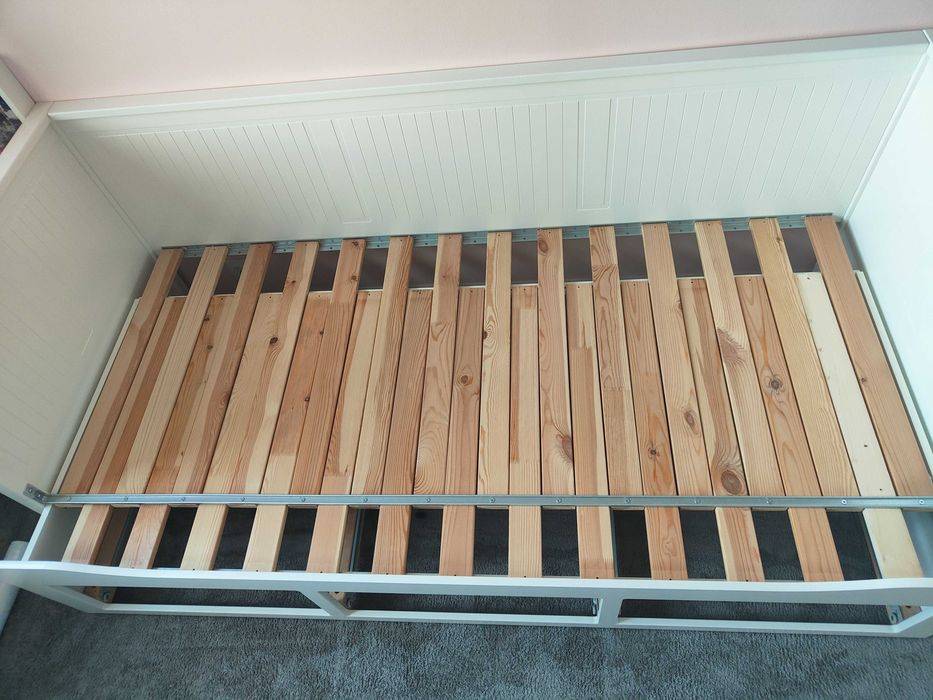 Sprzedam łóżko Ikea Hemnes
