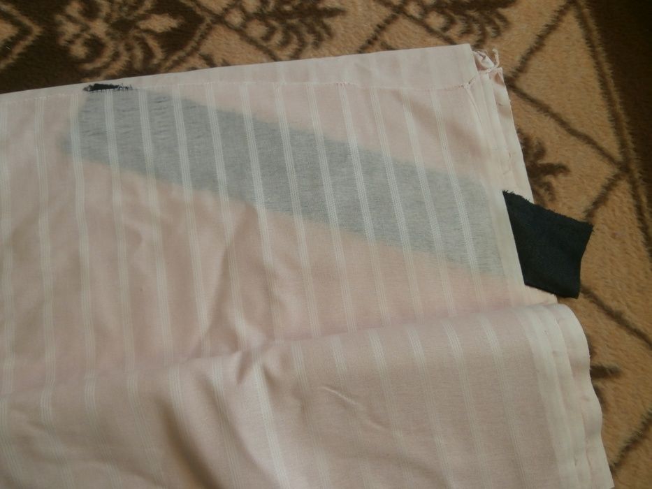 Tkanina - sliczna cienka bawelna jasno-rozowa w paski - na metry