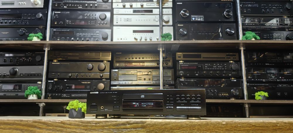 CD-програвач Kenwood DP-1050