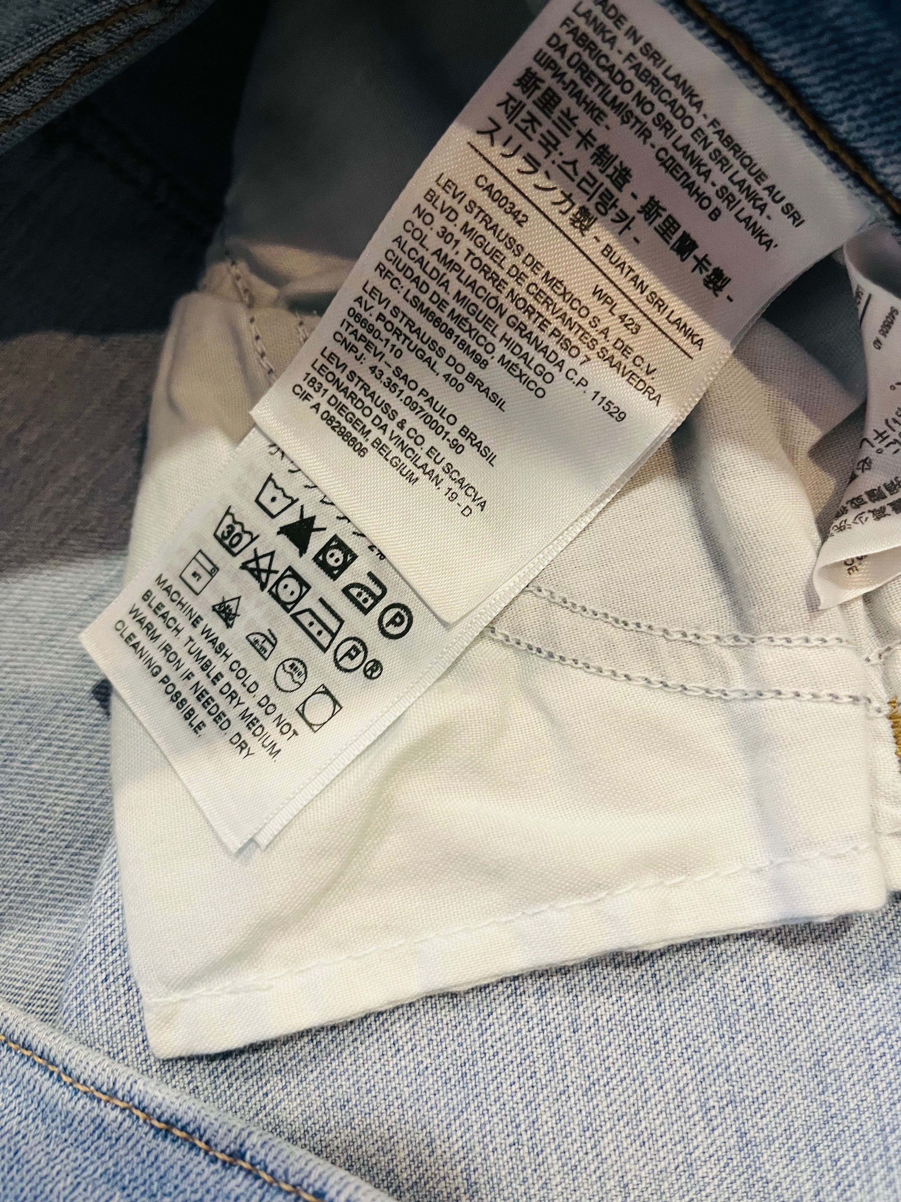 Жіночі джинси супер скінни Levis з високою посадкою . Розмір 31.