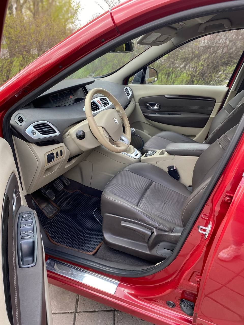 Renault Grand Scenic 3 ( 1.5dci )