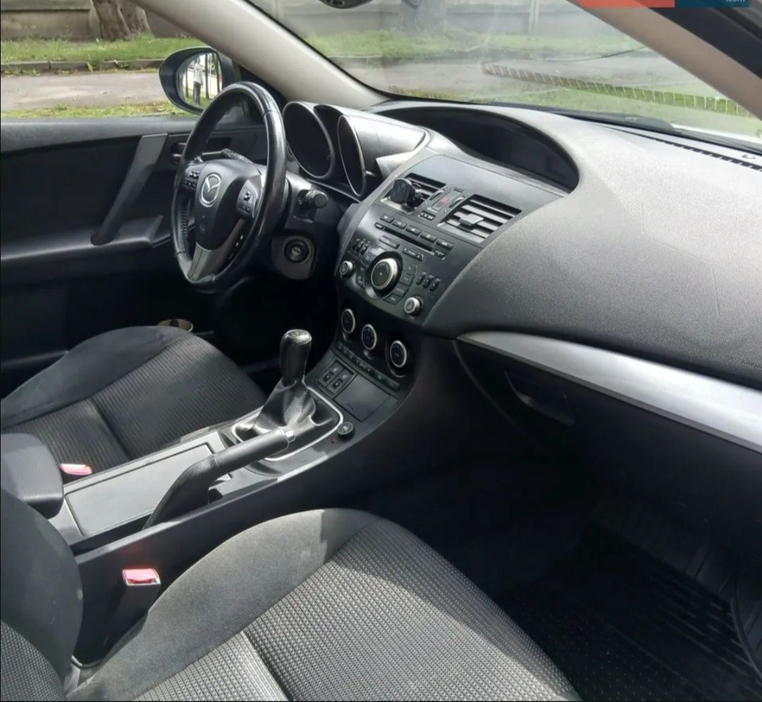 Продаю Mazda 3 BL